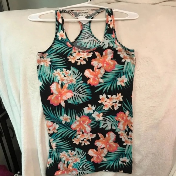 Pink - Picture 2 of 4